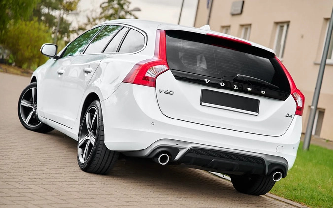 Volvo V60 cena 66900 przebieg: 210000, rok produkcji 2018 z Płock małe 781